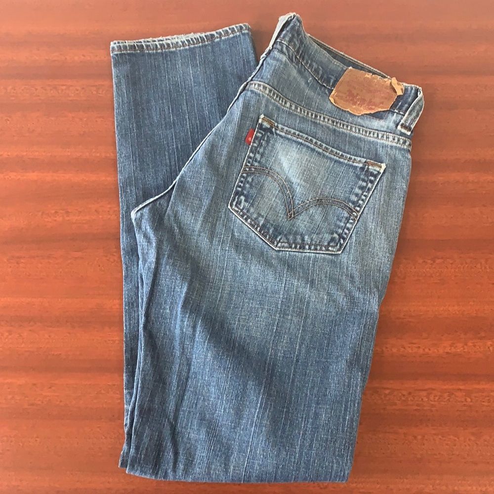 Vintage men’s 511 Levi’s mom jeans